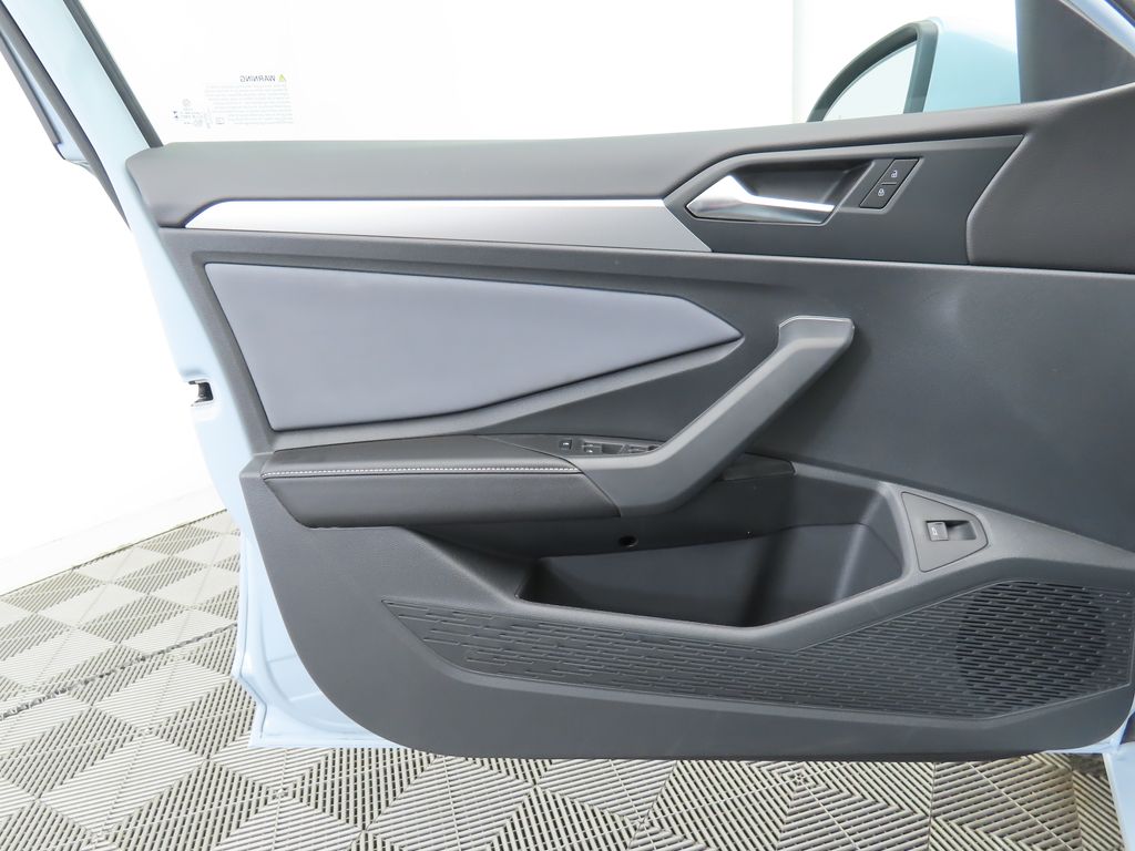 Thumbnail: 2026 Volkswagen Jetta - 24