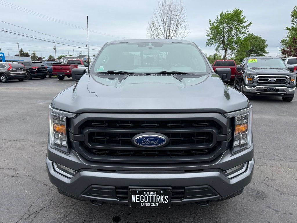 View vehicle photo 2