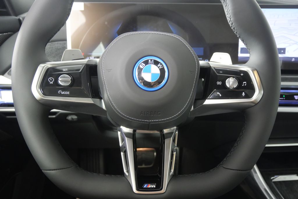 2025 BMW 7 Series 750e xDrive 20