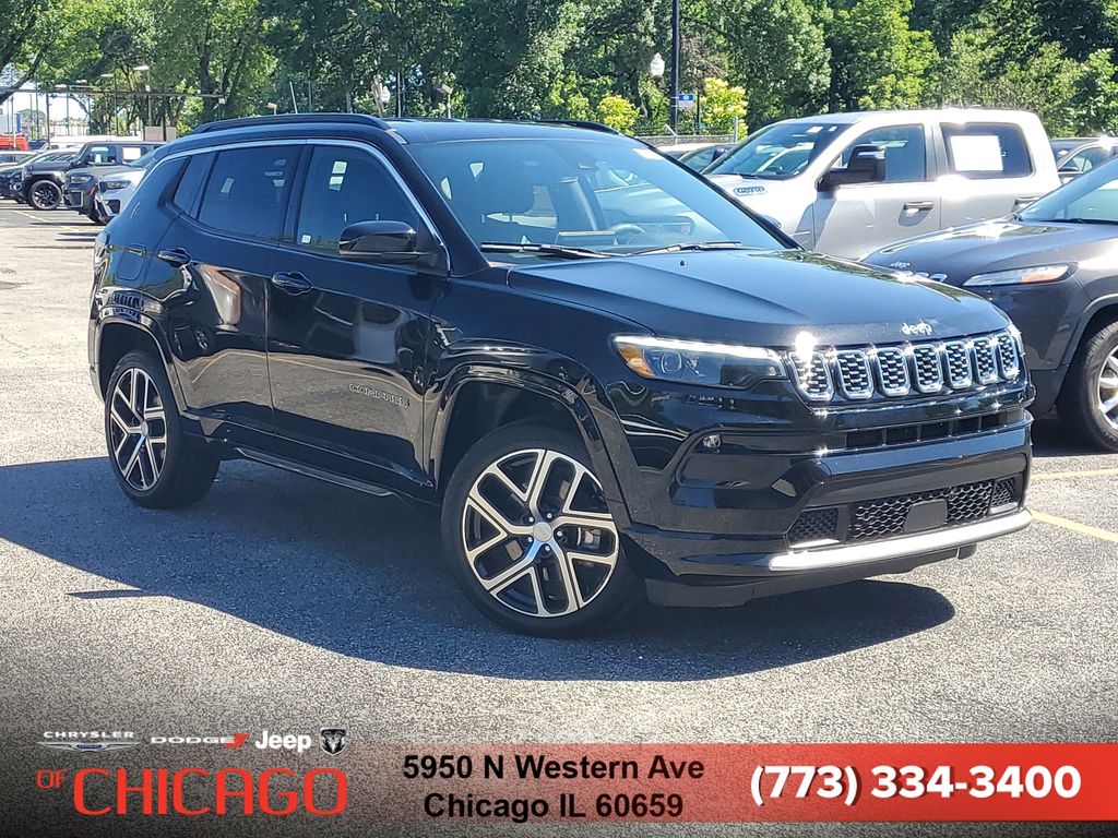 Diamond Black Crystal Pearlcoat 2024 Jeep Compass Limited 4WD SUV / Crossover Four-Wheel Drive 8-Speed Automatic