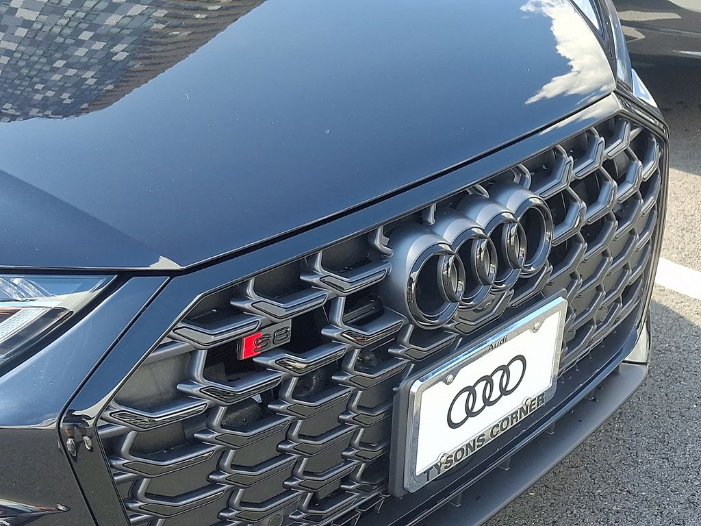 Thumbnail: 2026 Audi S8 - 4