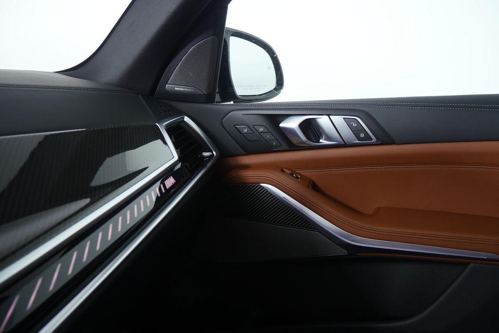 Thumbnail: 2026 BMW X5 - 25