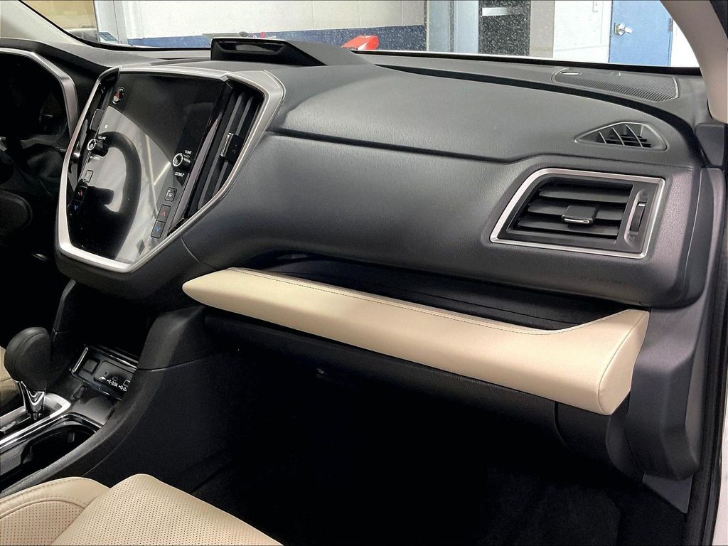 2023 Subaru Ascent — photo 13