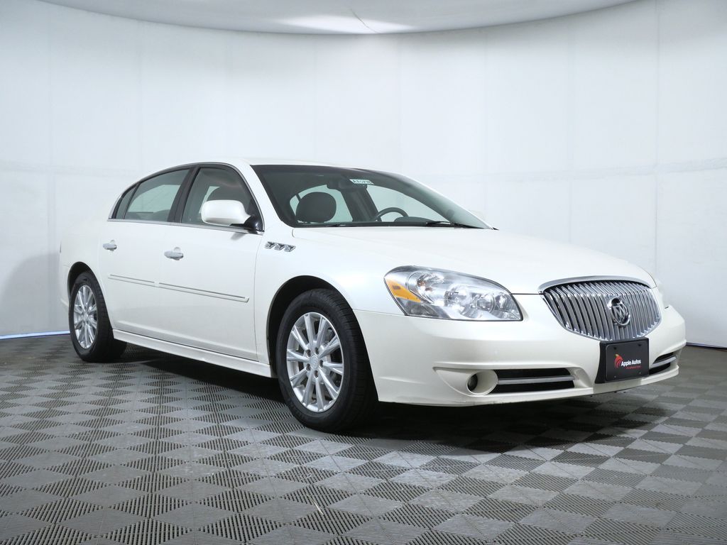 White Diamond Clearcoat 2011 Buick Lucerne Sedan Front-Wheel Drive 4-Speed Automatic
