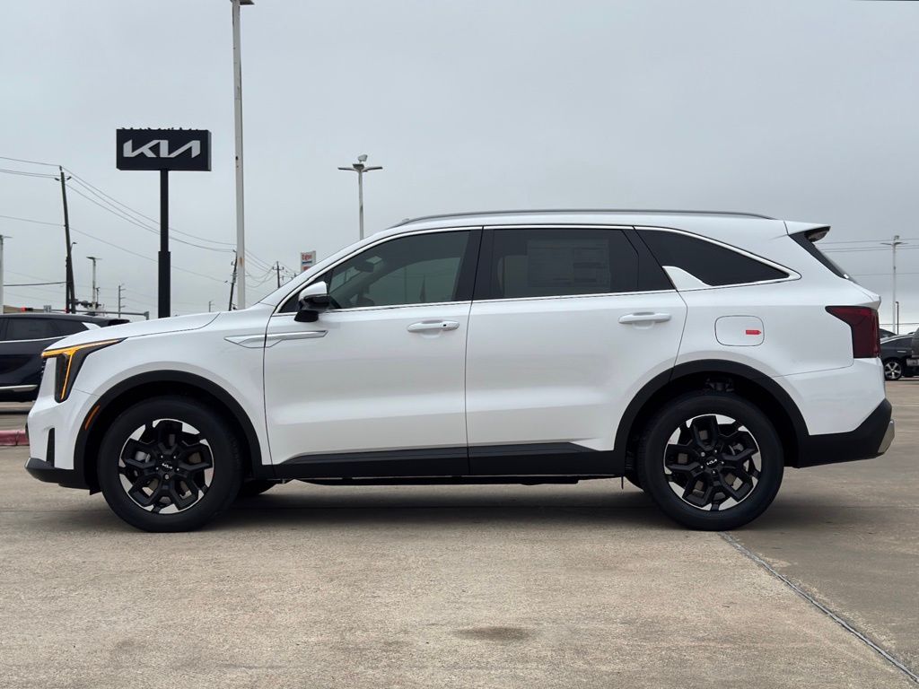 2026 Kia Sorento S - 11