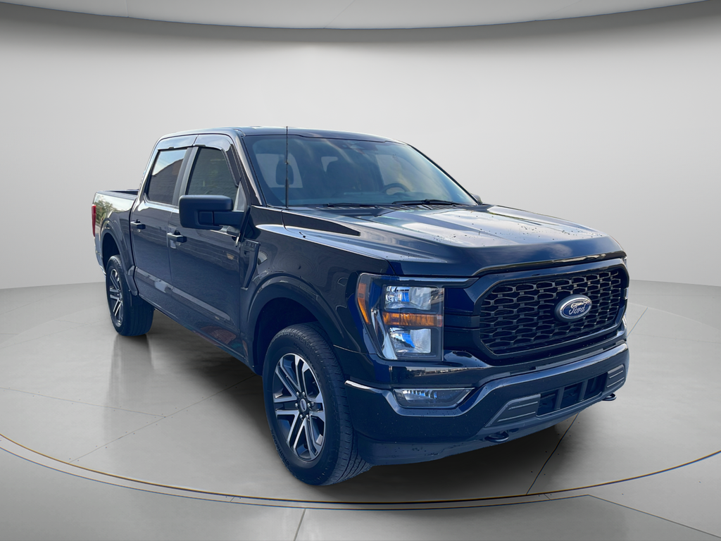 View vehicle photo 2