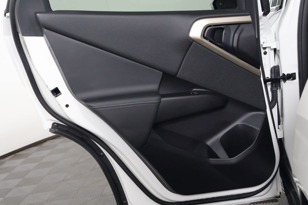 Thumbnail: 2025 BMW X3 - 13