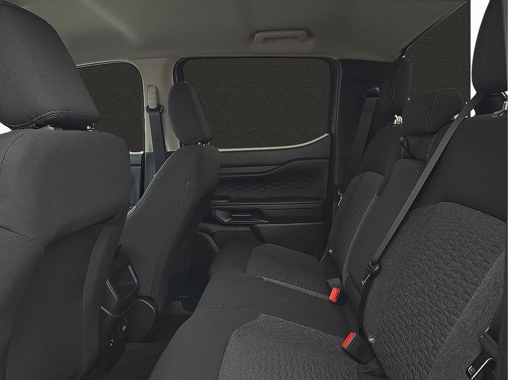 2025 Ford Ranger XL - Photo 17