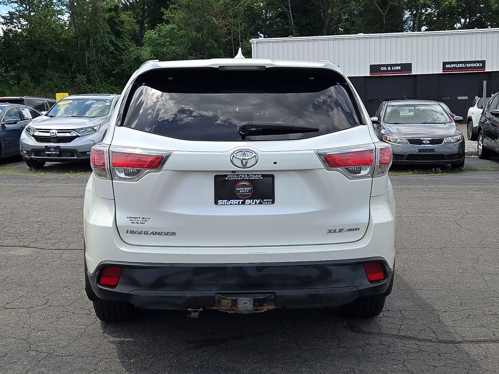 2016 Toyota Highlander