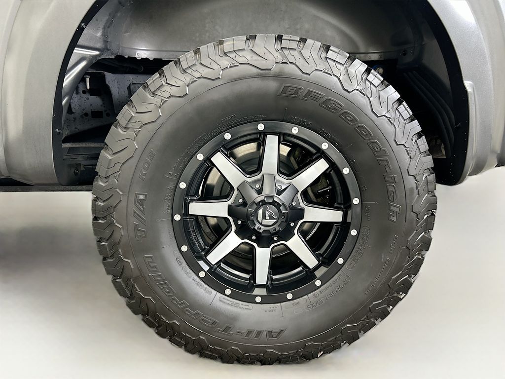 Thumbnail: 2018 Ford F-150 - 32