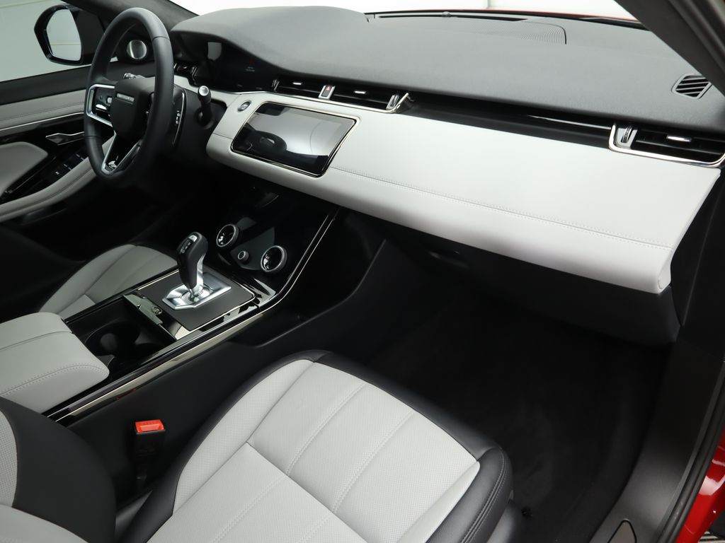 Thumbnail: 2023 Land Rover Range Rover Evoque - 17