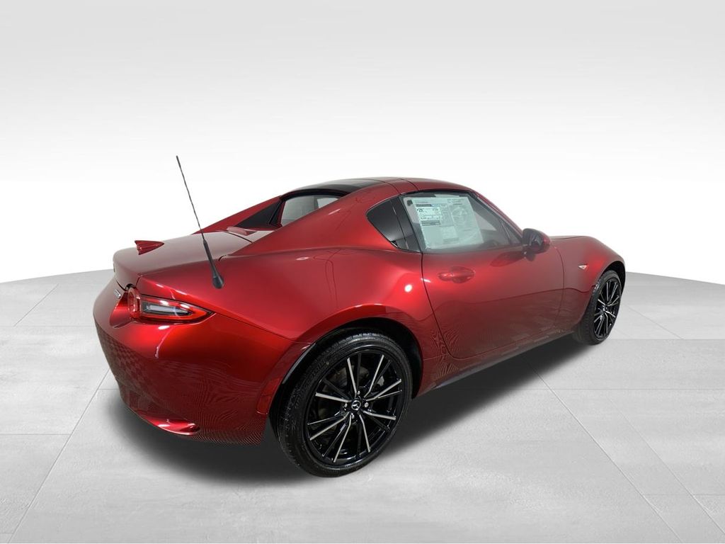 2024 Mazda MX-5 Miata RF Grand Touring 6