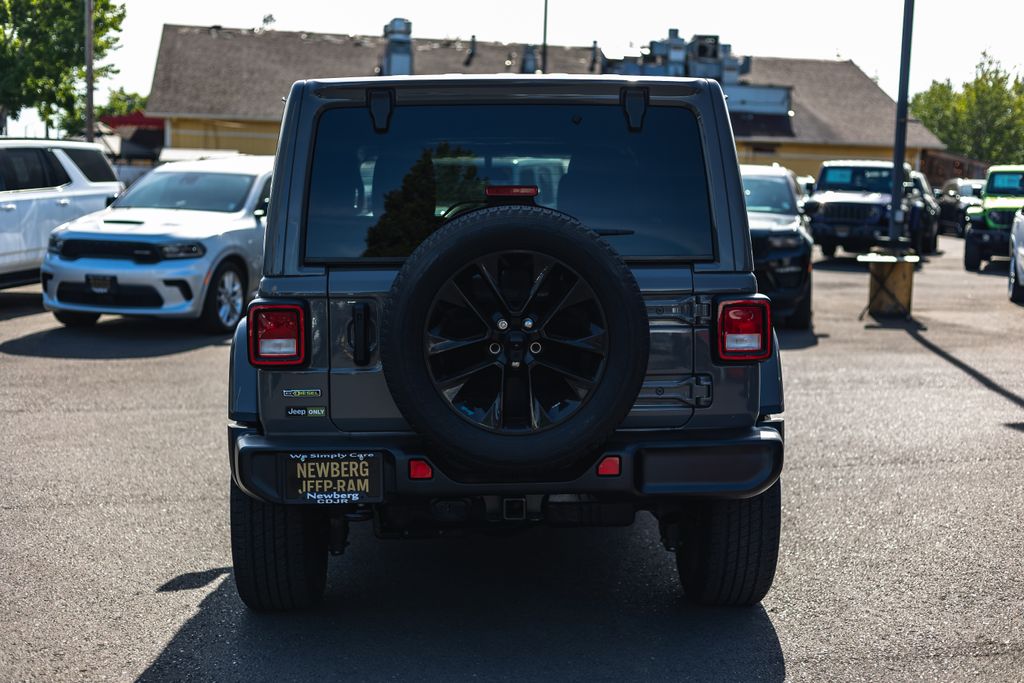 2021 Jeep Wrangler Unlimited Unlimited Sahara thumbnail 9