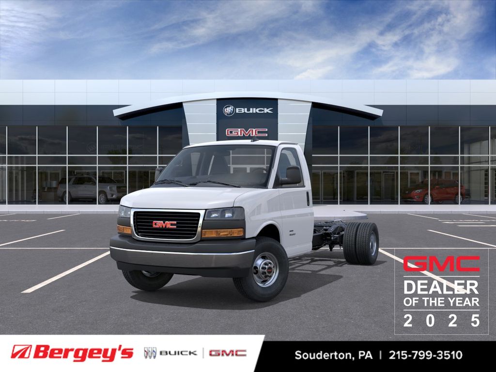 Summit White 2025 GMC Savana Chassis Van Rear-Wheel Drive 8-Speed Automatic