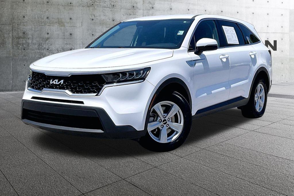 White Pearl 2023 Kia Sorento SUV / Crossover Front-Wheel Drive 8-Speed Automatic