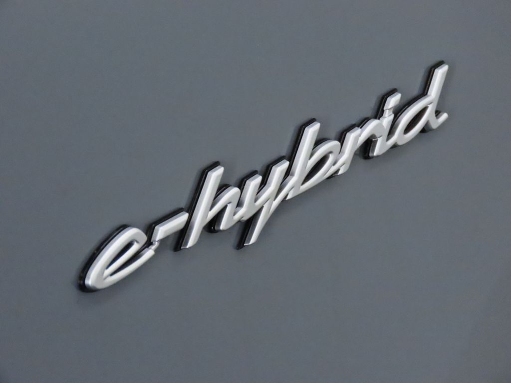 Thumbnail: 2026 Porsche  - 13