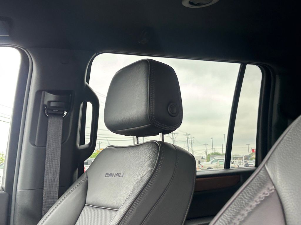 Used Car 2025 Gmc Yukon Xl  Denali For Sale Under $80,000 In Austin, Texas
