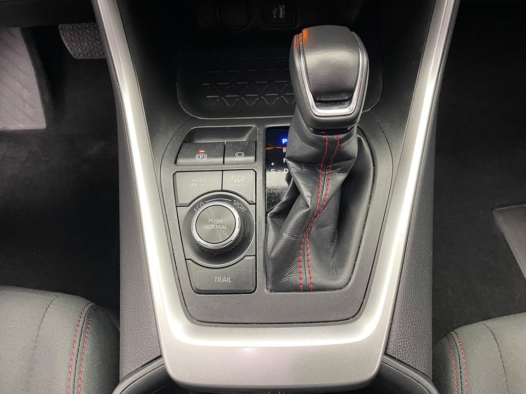 Thumbnail: 2024 Toyota RAV4 - 29