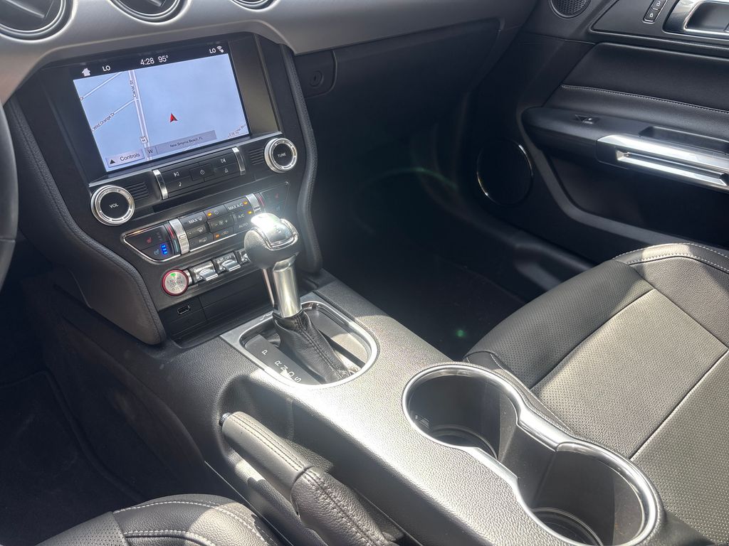 Certified Used 2018 White Ford GT Premium image 27