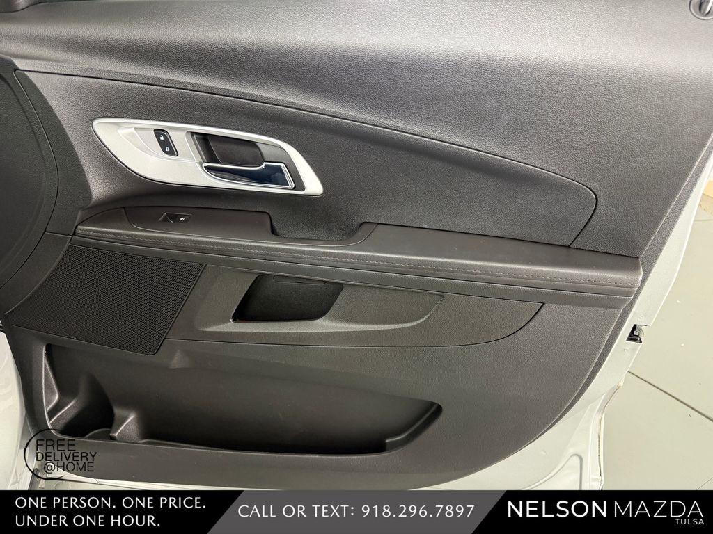 Used 2016 Silver Chevrolet LT image 41