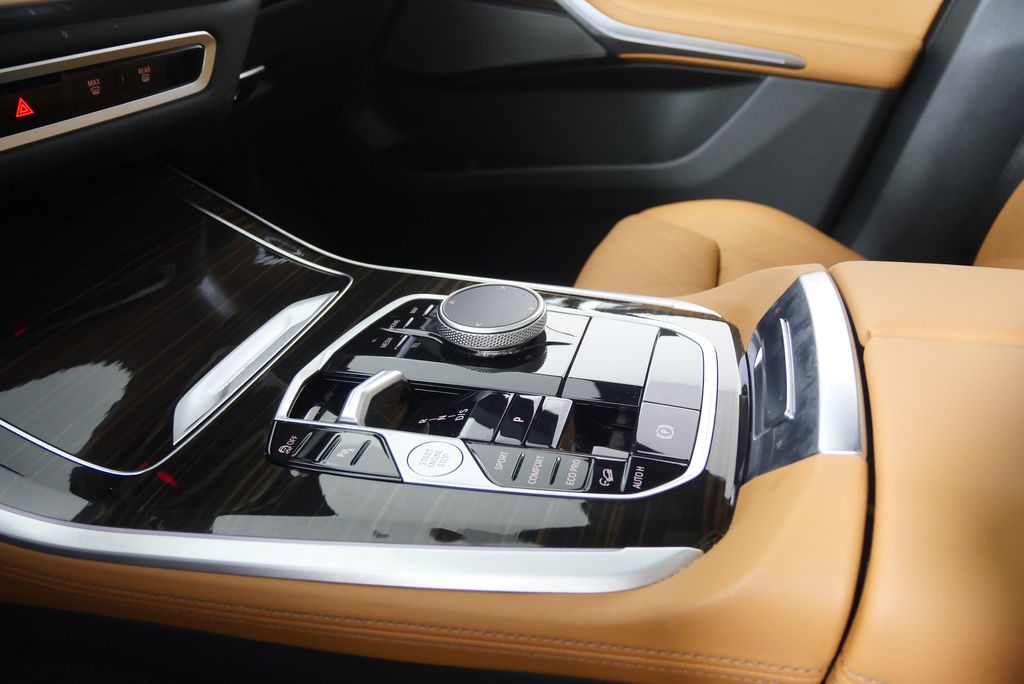 Thumbnail: 2025 BMW X5 - 26