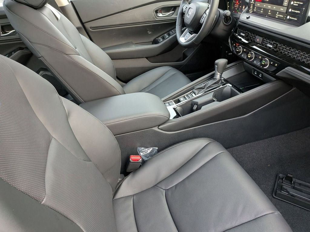 2026 Honda Accord Hybrid Touring - Photo 30