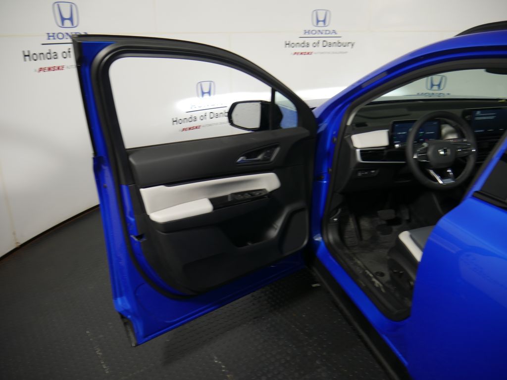 Thumbnail: 2025 Honda Prologue - 10