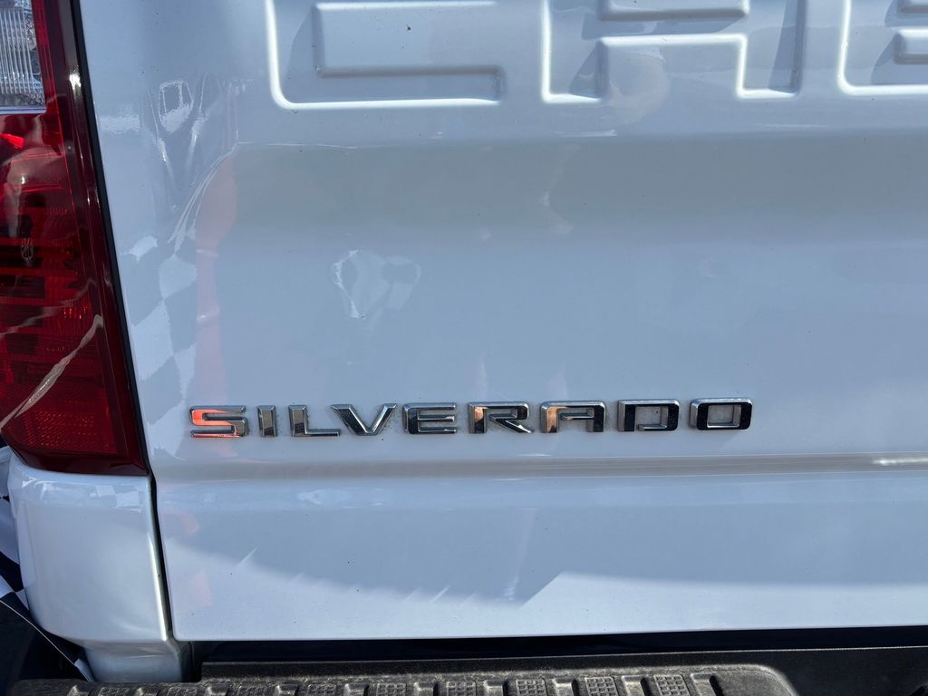 Used Car 2024 Chevrolet Silverado 1500  Custom For Sale Under $35,000 In Austin, Texas