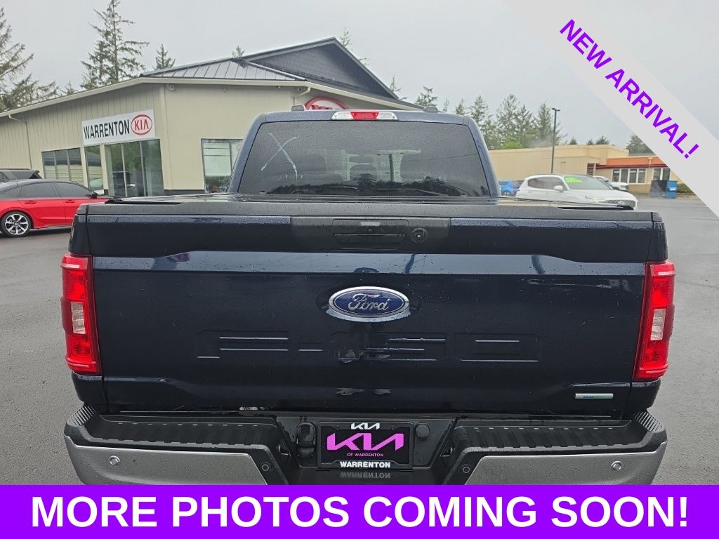 View vehicle photo 5