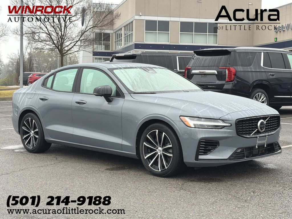 2023 Volvo S60 Recharge T8 Plus Dark Theme eAWD