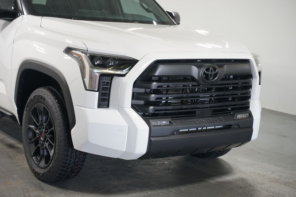 Thumbnail: 2025 Toyota Tundra - 4