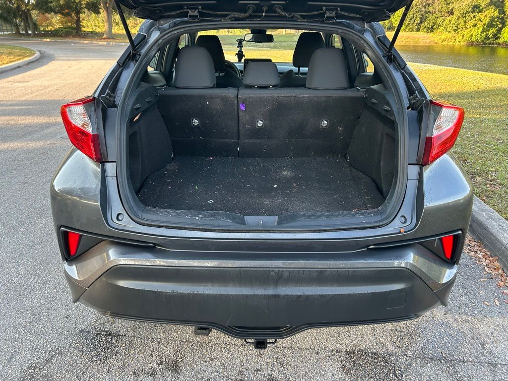 Thumbnail: 2019 Toyota C-HR - 10