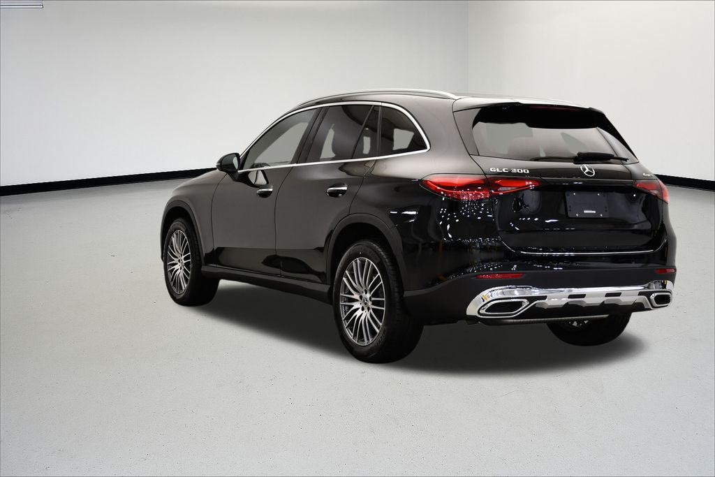 Thumbnail: 2025 Mercedes-Benz GLC - 3