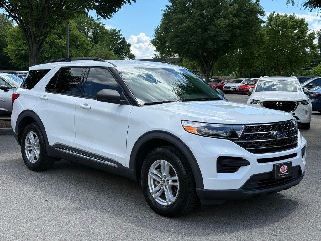 Used 2020 White Ford XLT image 4