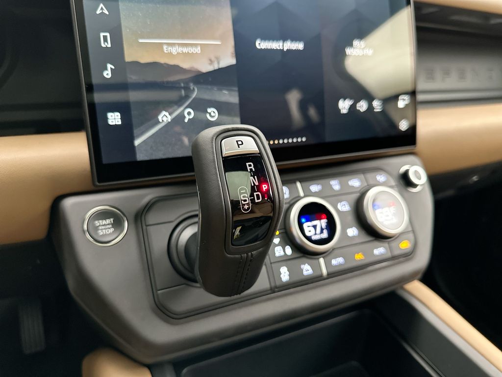 Thumbnail: 2026 Land Rover Defender - 12