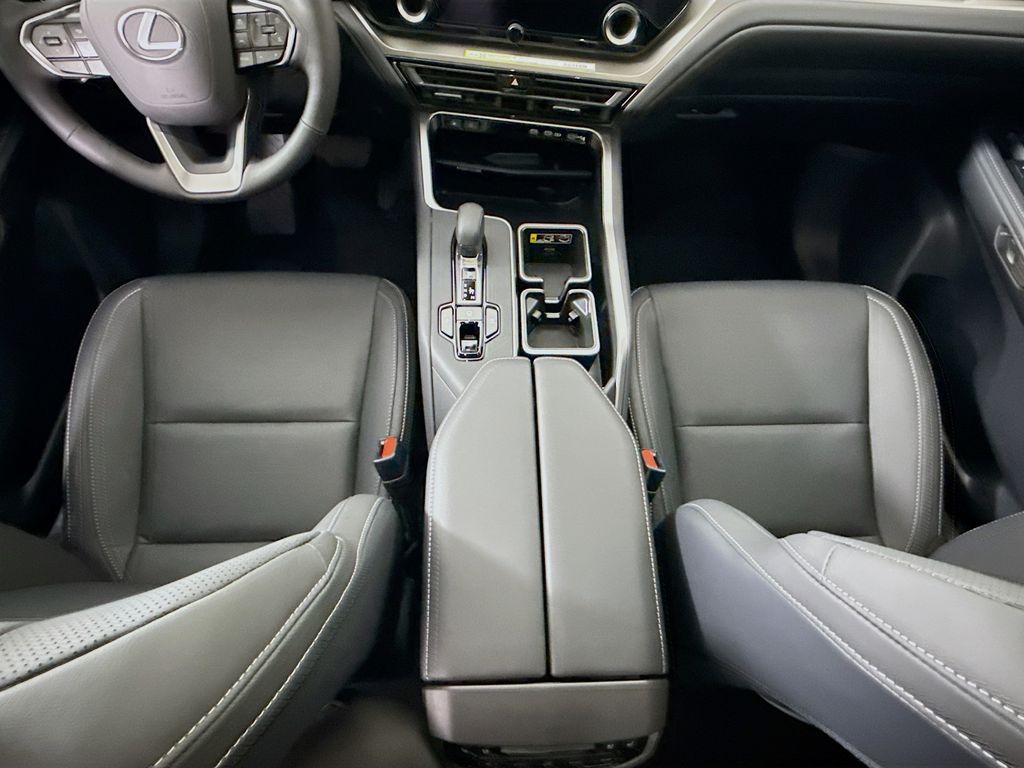 Thumbnail: 2026 Lexus TX - 17