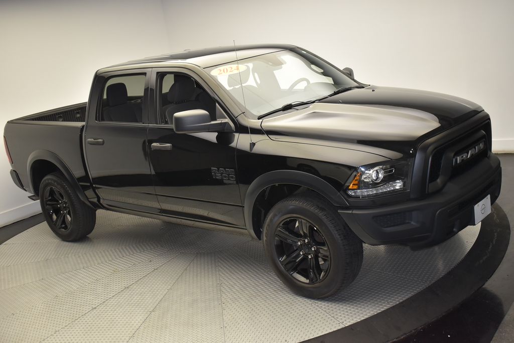 2024 RAM 1500 Classic Warlock 3