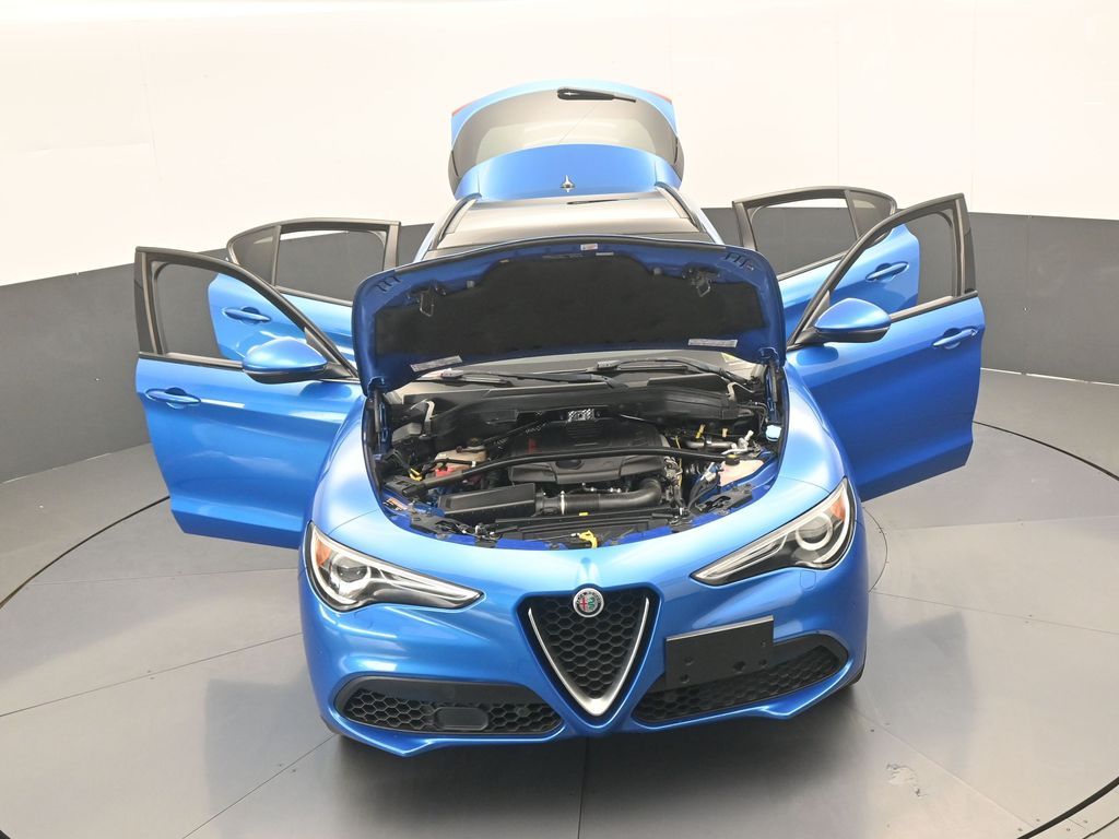 Used 2018 Misano Blue Metallic Alfa Romeo Ti image 72