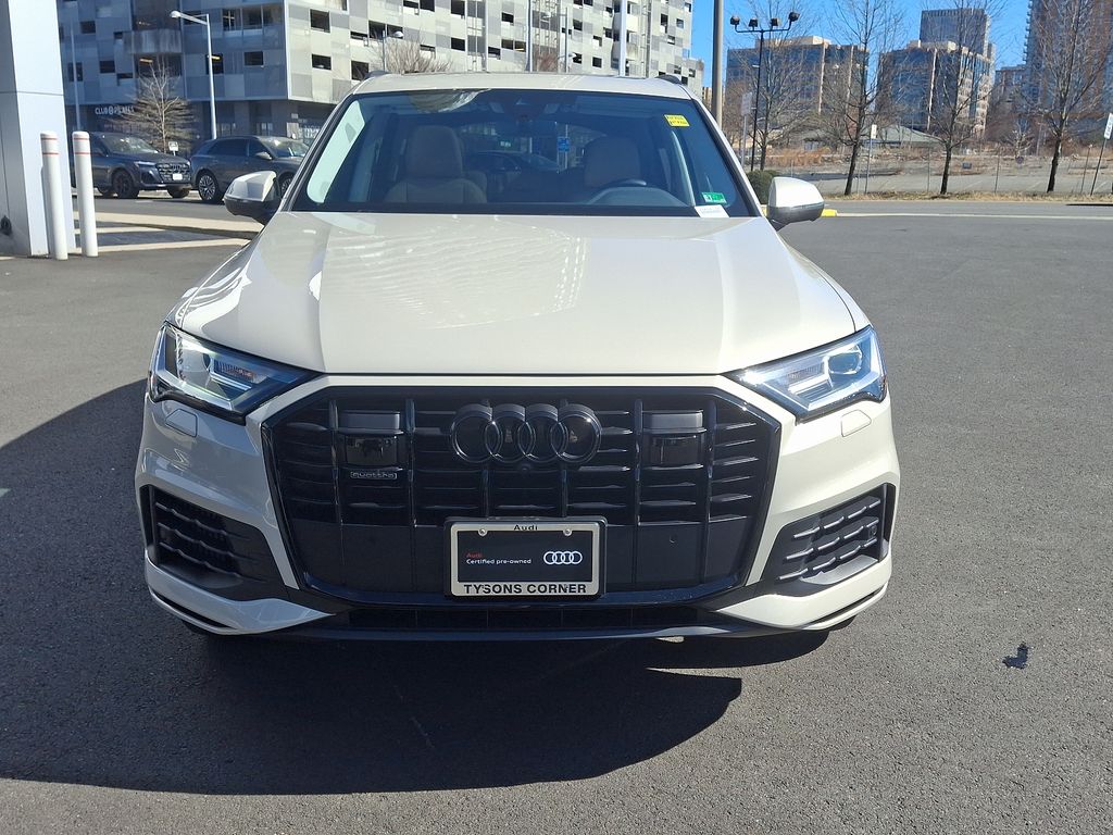 2022 Audi Q7 Premium Plus 2