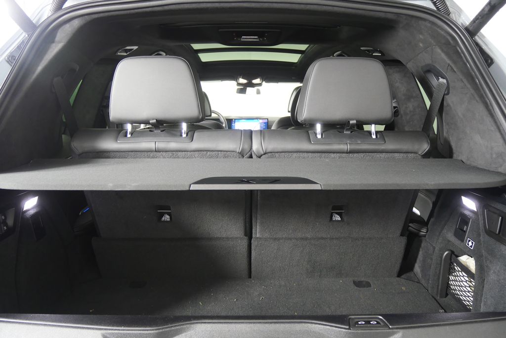 Thumbnail: 2023 BMW X7 - 17