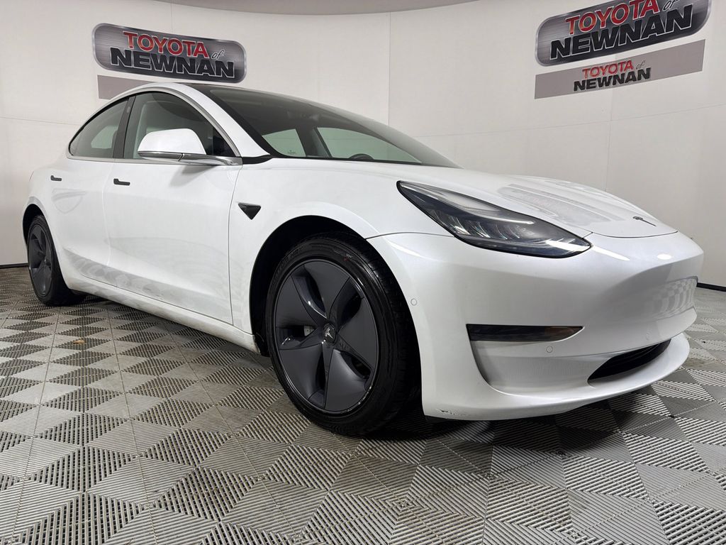 2020 Tesla Model 3 Standard Range Plus RWD