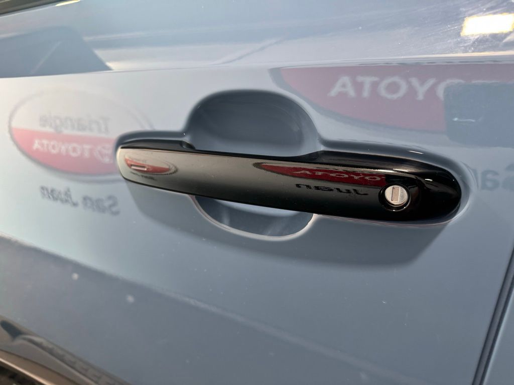 Thumbnail: 2026 Toyota Land Cruiser - 12