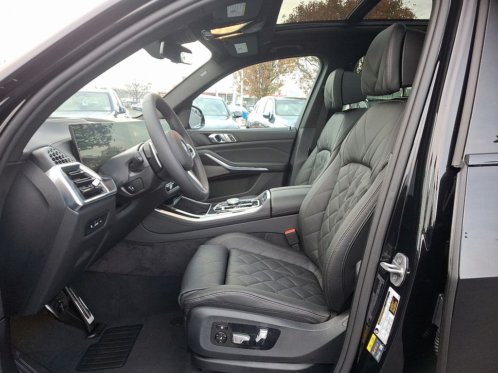 Thumbnail: 2026 BMW X5 - 6