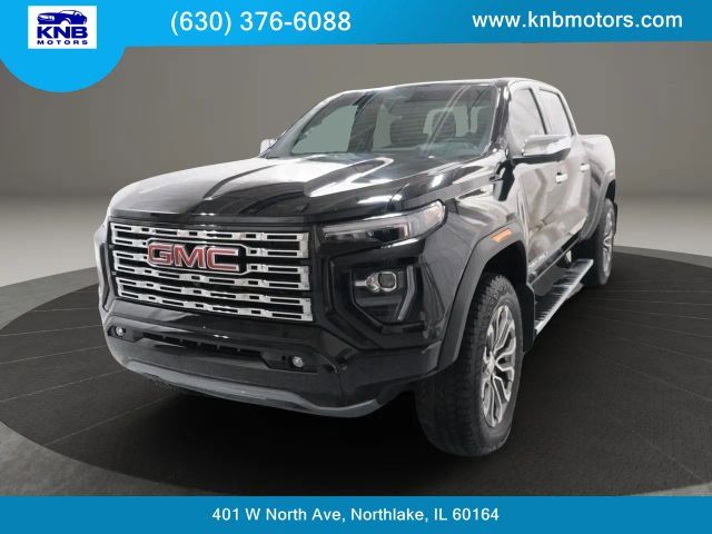 Onyx Black 2025 GMC Canyon Denali Crew Cab 4WD Pickup Truck Four-Wheel Drive 8-Speed Automatic