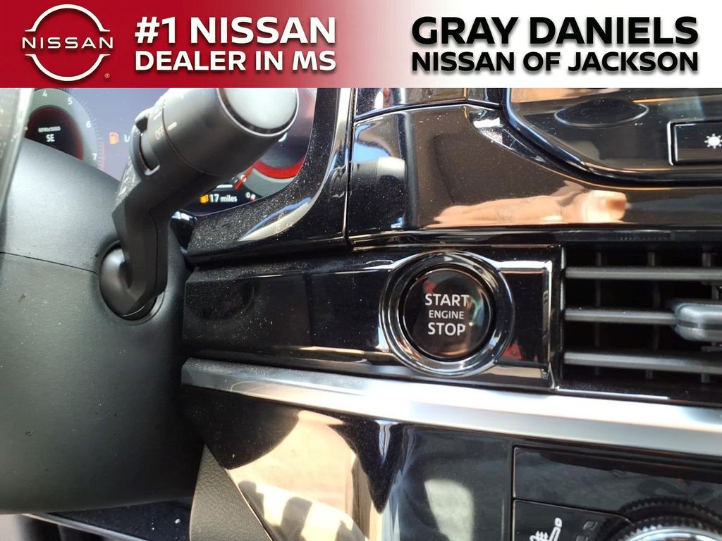 Used 2025 Nissan Pathfinder SUV