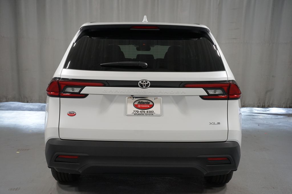 Thumbnail: 2026 Toyota Grand Highlander - 7