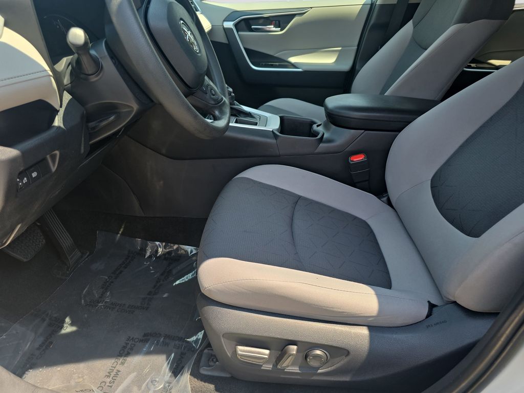 Used 2024 Toyota RAV4 SUV
