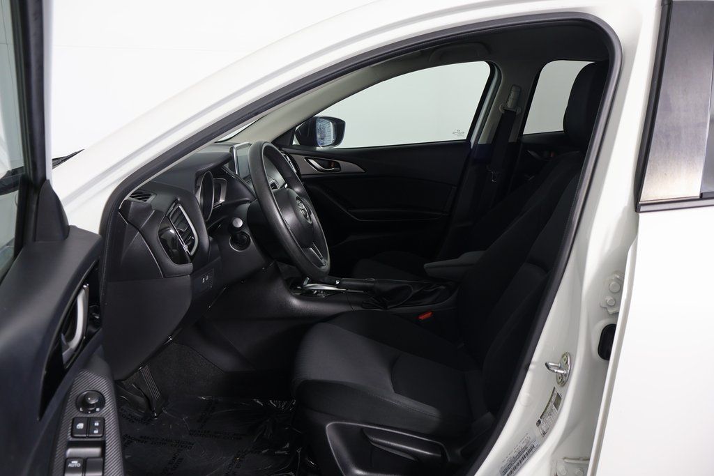 Thumbnail: 2016 Mazda Mazda3 - 10