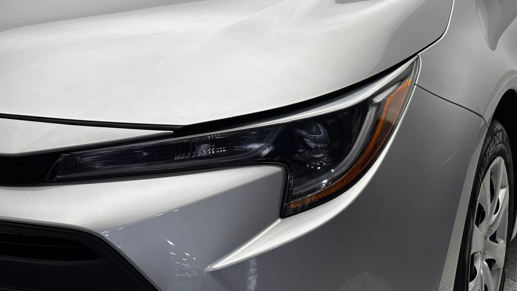 Thumbnail: 2024 Toyota Corolla - 3