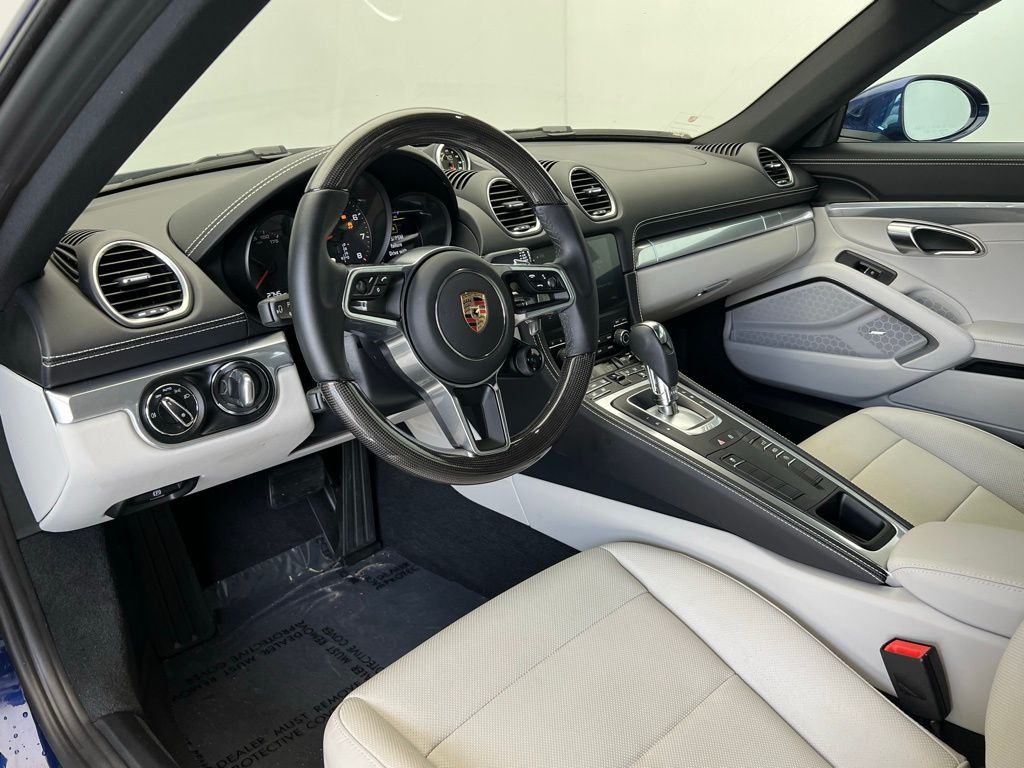 Thumbnail: 2025 Porsche 718 Cayman - 4